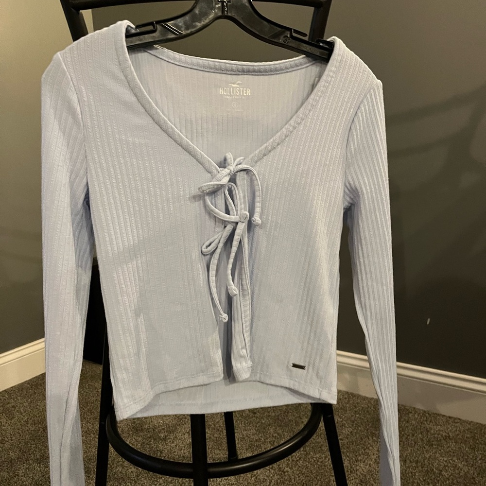 Holister size M Blue tie top